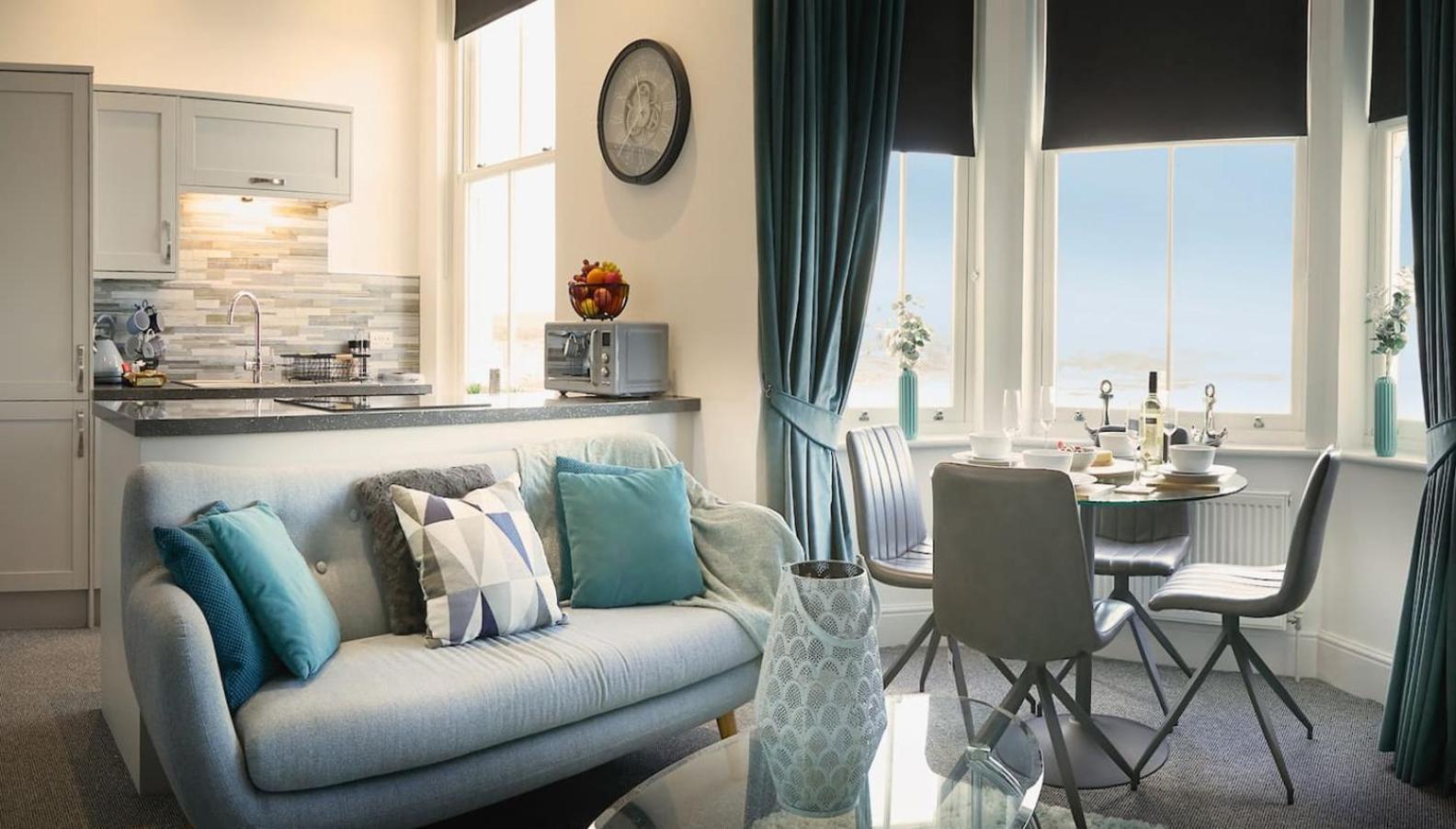 Sea View Serenity Breath Taking Sea View Sleeps 4 스카버러 외부 사진