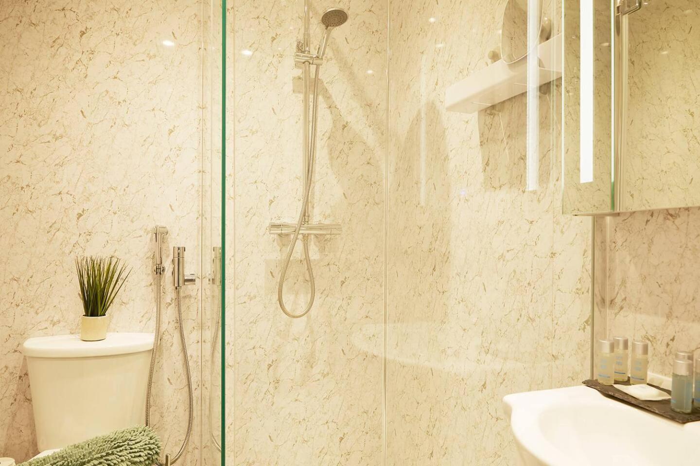 Sea View Serenity Breath Taking Sea View Sleeps 4 스카버러 외부 사진